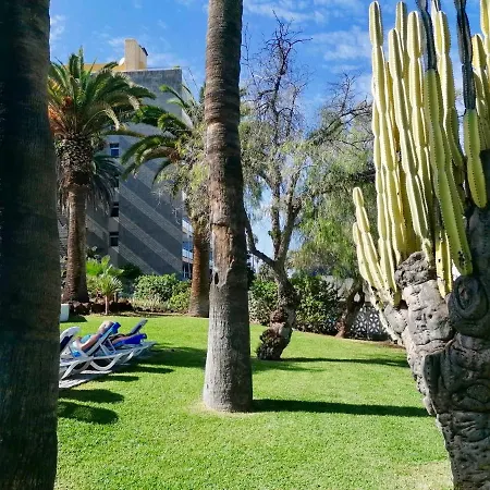 In 4 Star 24h Great Views, Wifi, Pool, Tenis, Buffet, Bar, Animation * 푸에르토 드 라 크루즈